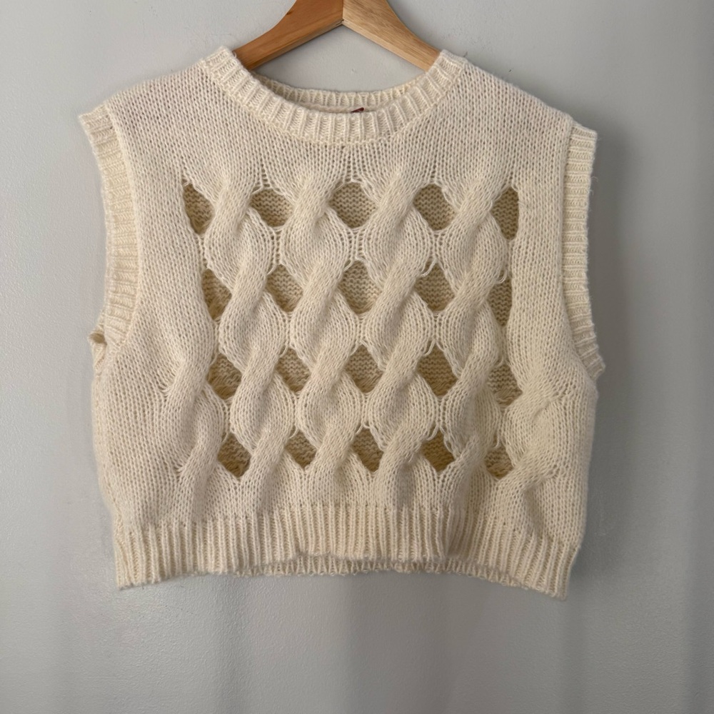 Anthropologie Pilcro Women’s Cutout Knit Vest ONE SIZE NWOT - Picture 6 of 13